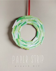 Paper Wreath by Mer Mag via The Proper Pinwheel