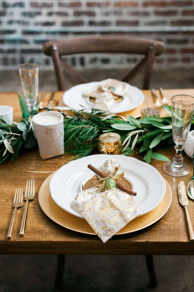 A WREATH-MAKING BRIDAL SHOWER FOR THE HOLIDAYS