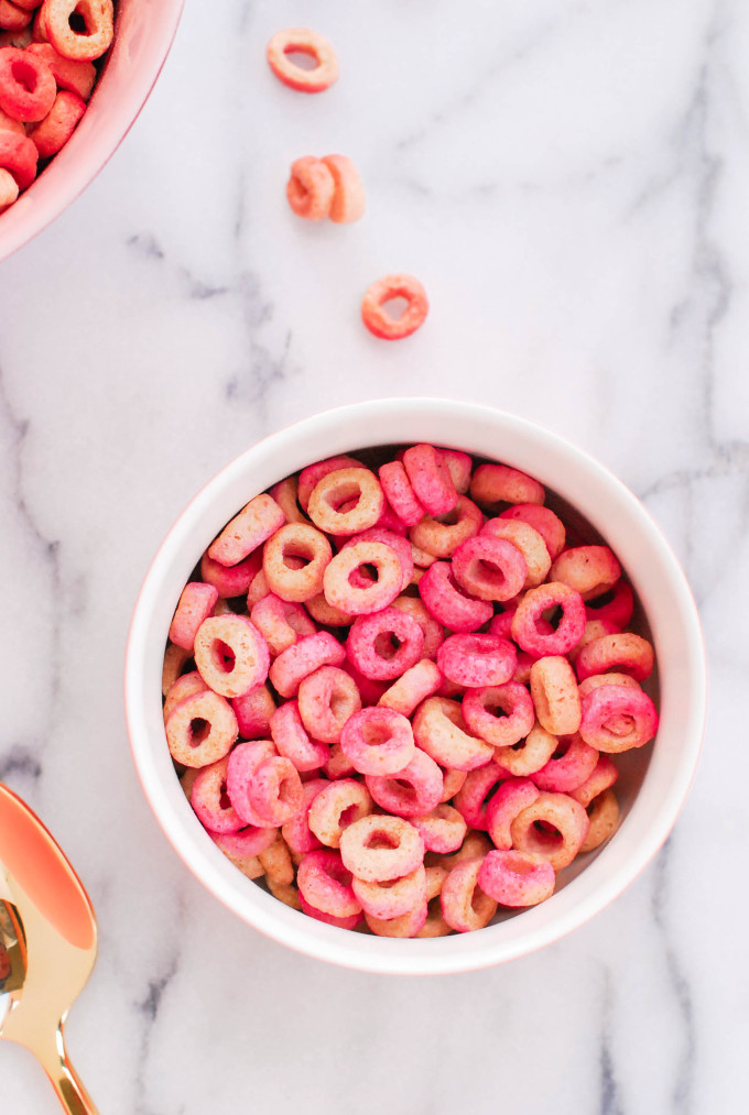 DIY Pink & Red Tinted Cheerios