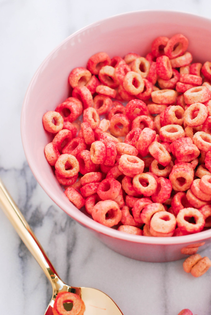 DIY Pink & Red Tinted Cheerios