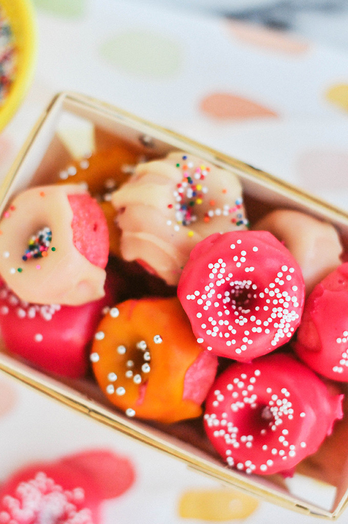 Taste It \\ Pink Strawberry Mini Donuts 