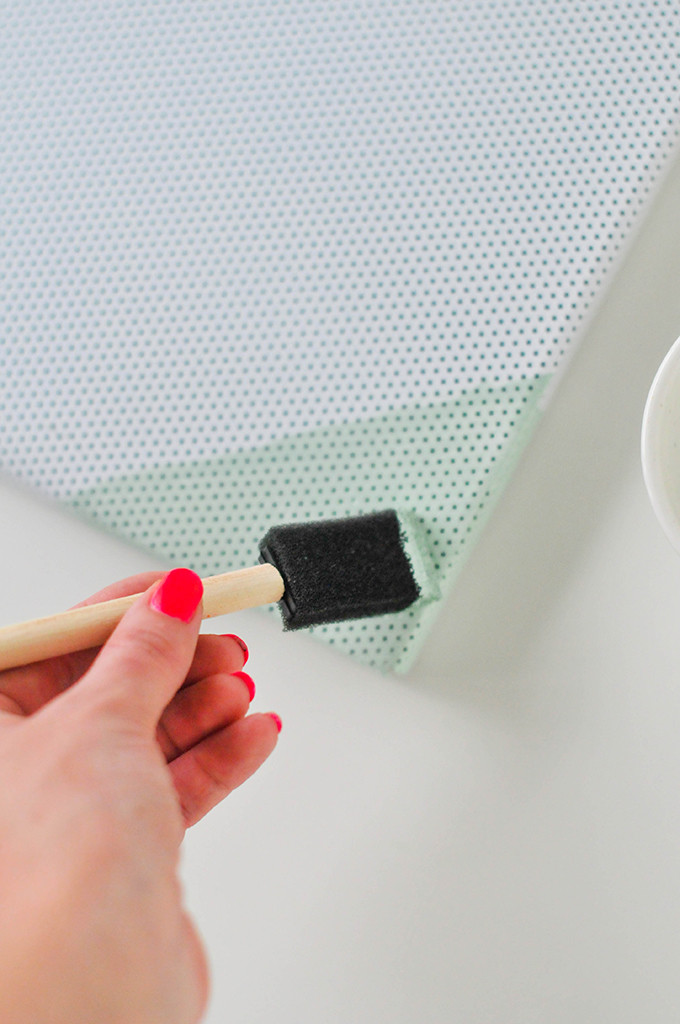 DIY Painted Magnet Board