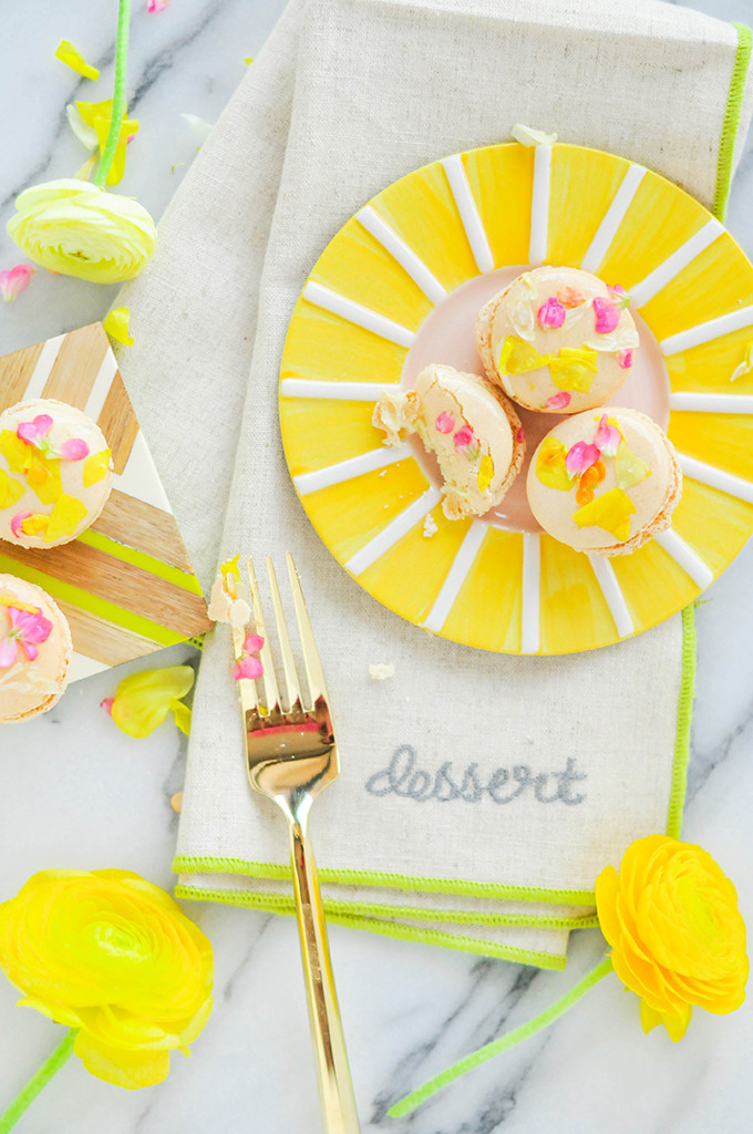 DIY Edible Flower Macarons