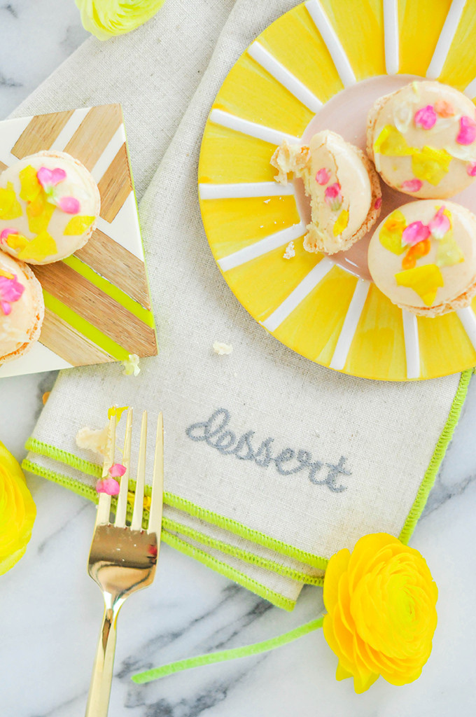 DIY Edible Flower Macarons