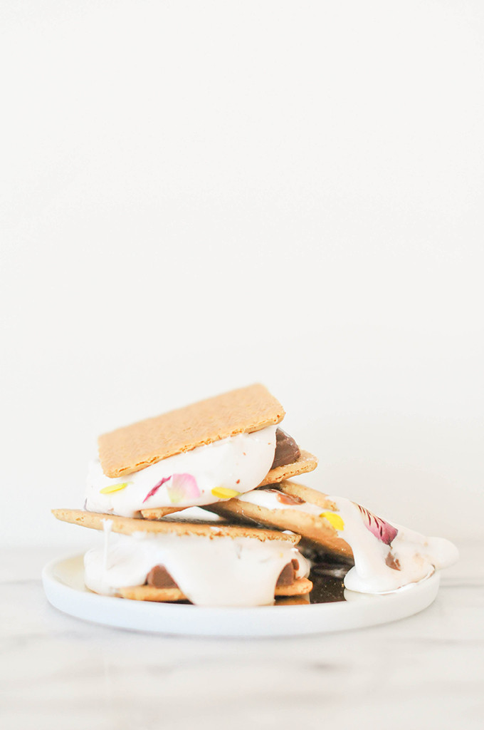 Floral Marshmallow S'mores