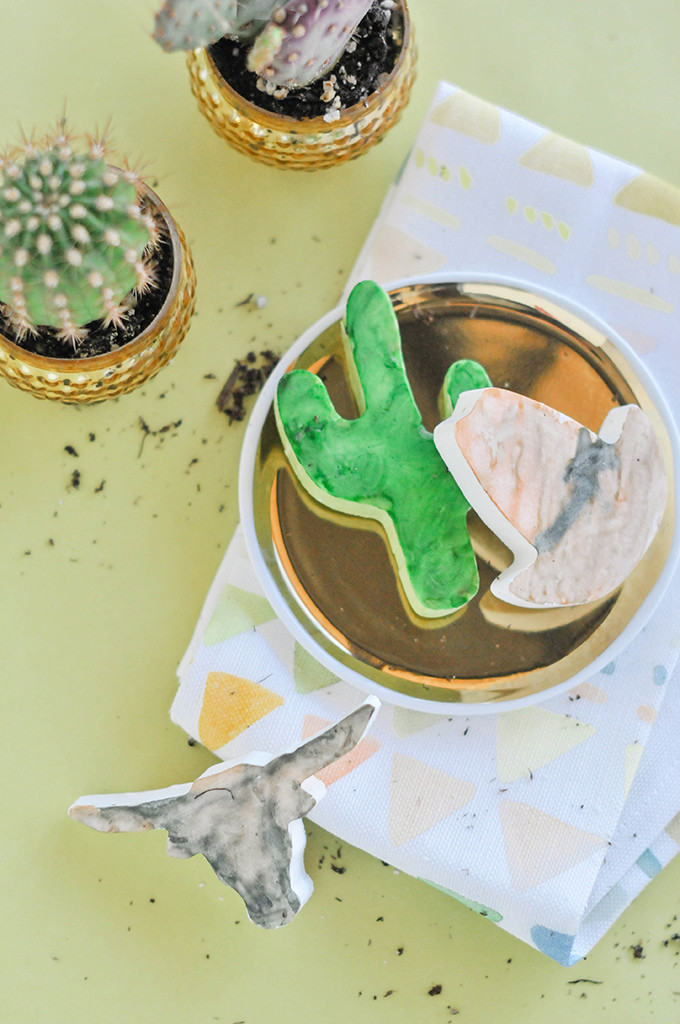 DIY Watercolor Desert Chocolates