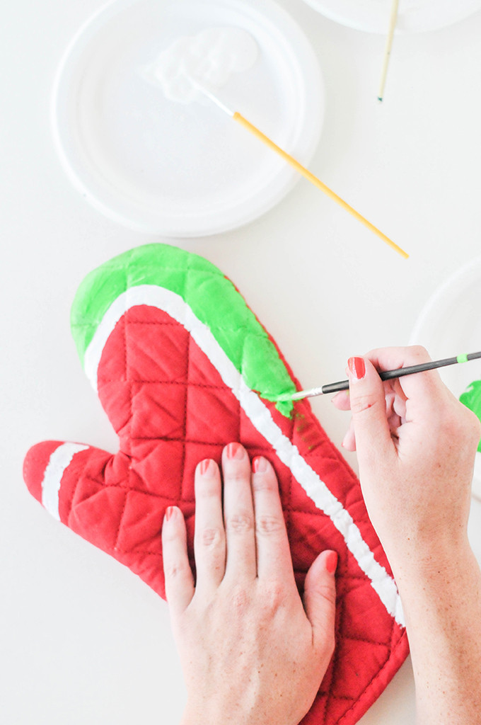 DIY Fruit Oven Mitts