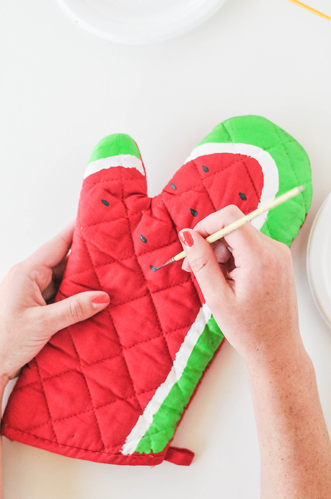 DIY Fruit Oven Mitts