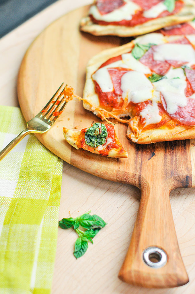 Grilled Margherita Pizza 