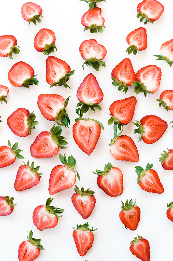 Strawberry wallpaper download