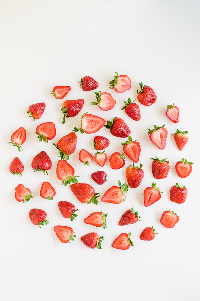 Strawberry wallpaper download