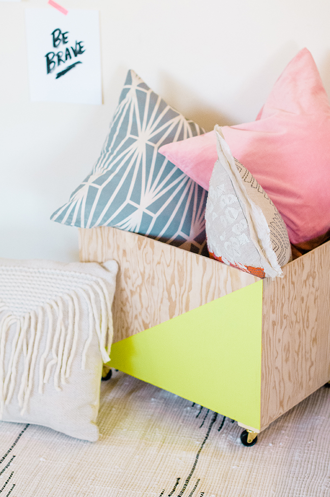 Minimalist Wood Storage Bin 