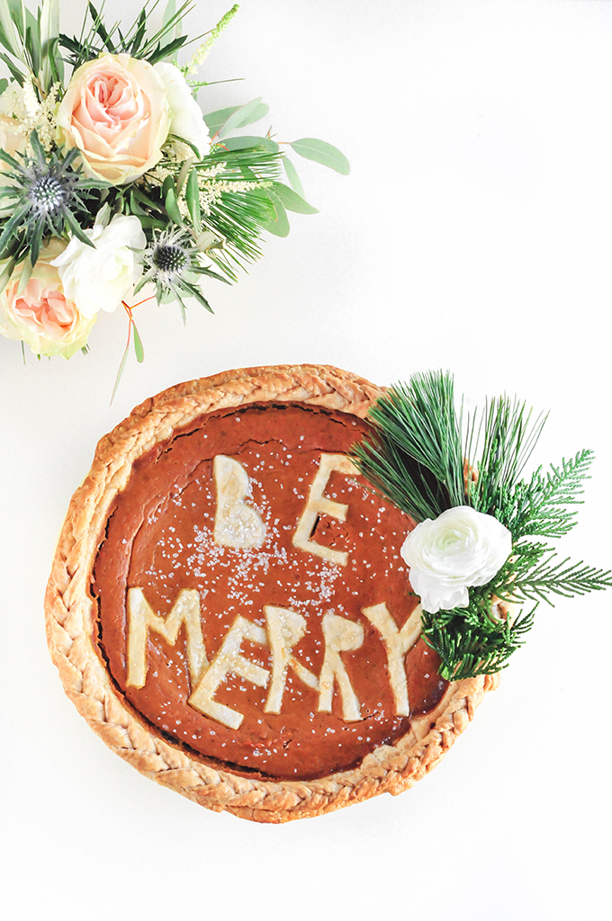 DIY Holiday Pie Crusts by @theproperblog