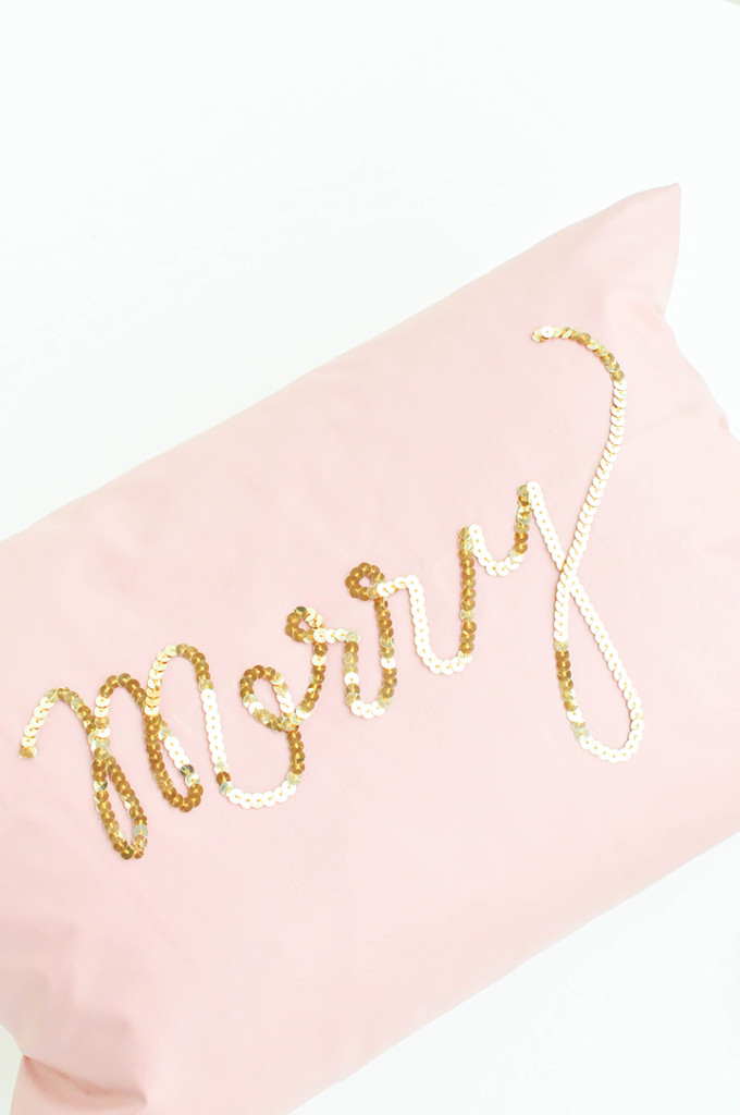 DIY Holiday Sequin Pillows 