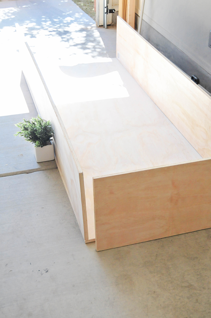 Diy daybed with deals storage