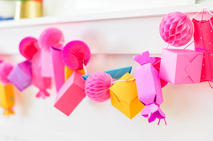 DIY Paper Gift Box Garland