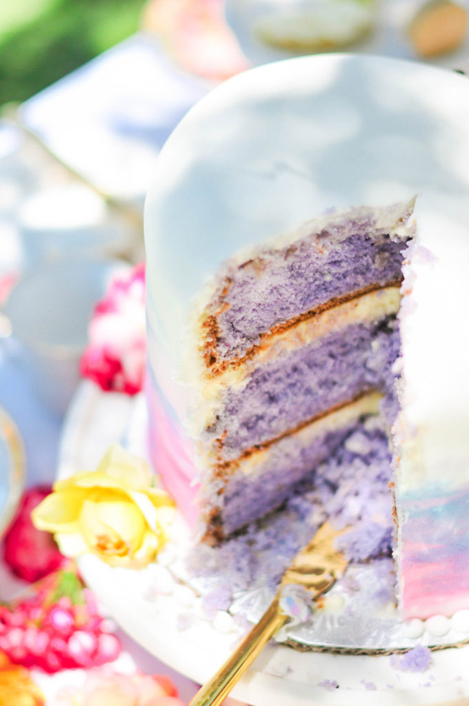 Alice In Wonderland Tea Party by @theproperblog