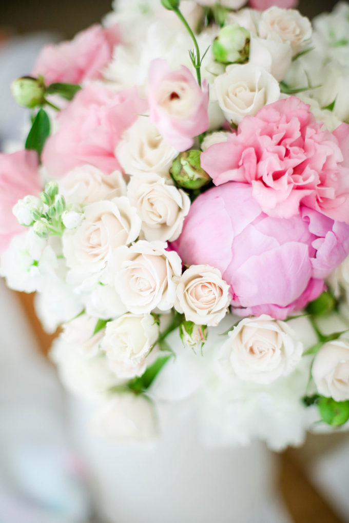 bridal bouquet by @theproperblog for Nicole's Classes 