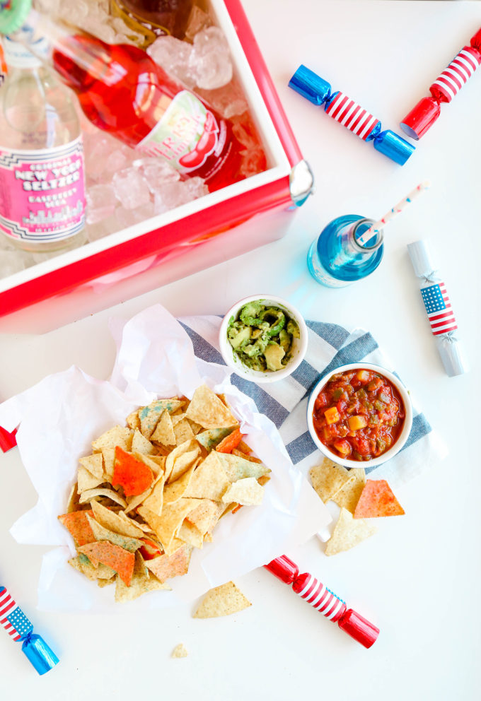 Edible Patriotic Chips For The 4th of July \\ www.theproperblog.com