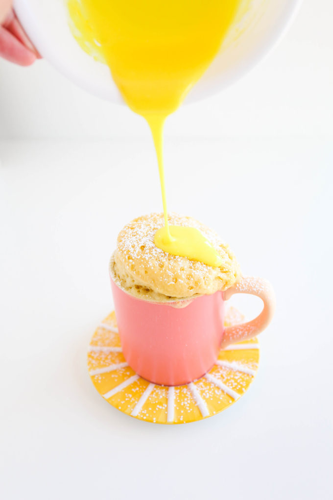 Lemon Olive Oil Mug Cake || www.theproperblog.com