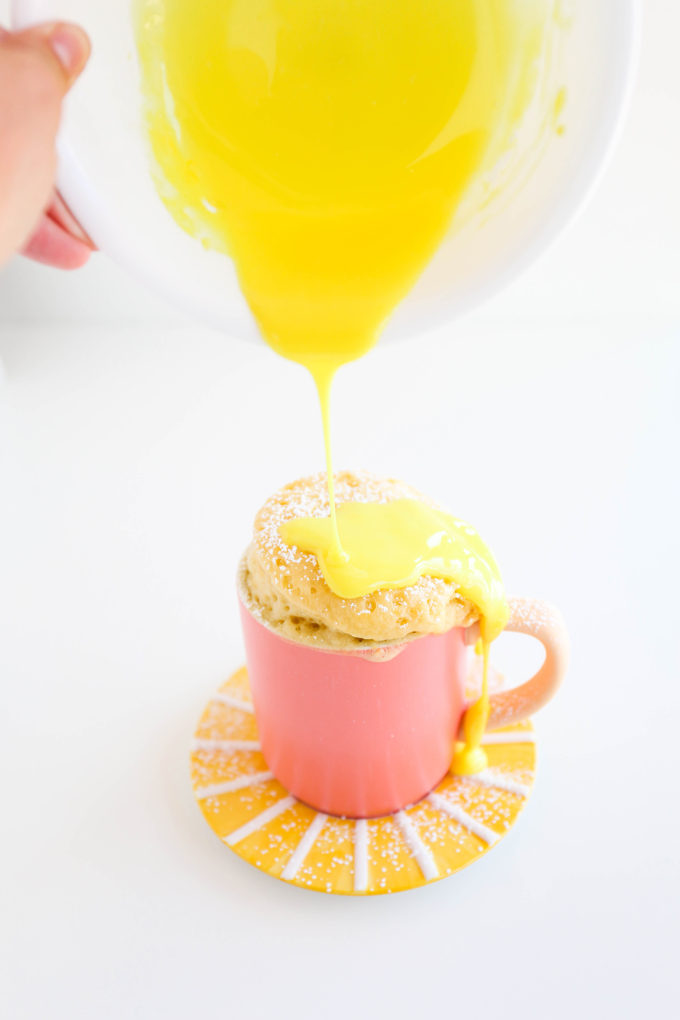 Lemon Olive Oil Mug Cake || www.theproperblog.com