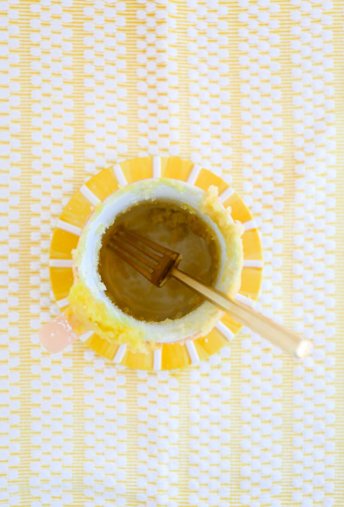 Lemon Olive Oil Mug Cake || www.theproperblog.com