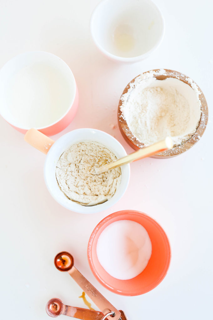 Lemon Olive Oil Mug Cake || www.theproperblog.com