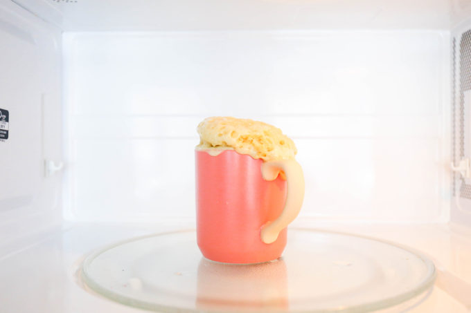 Lemon Olive Oil Mug Cake || www.theproperblog.com