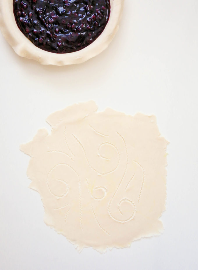 Whimsical Pie Crust Design