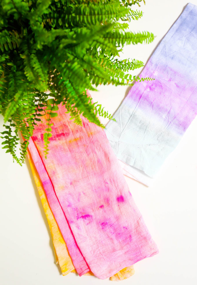 #MakeIt \\ Easy Ombre Tea Towel Hack 