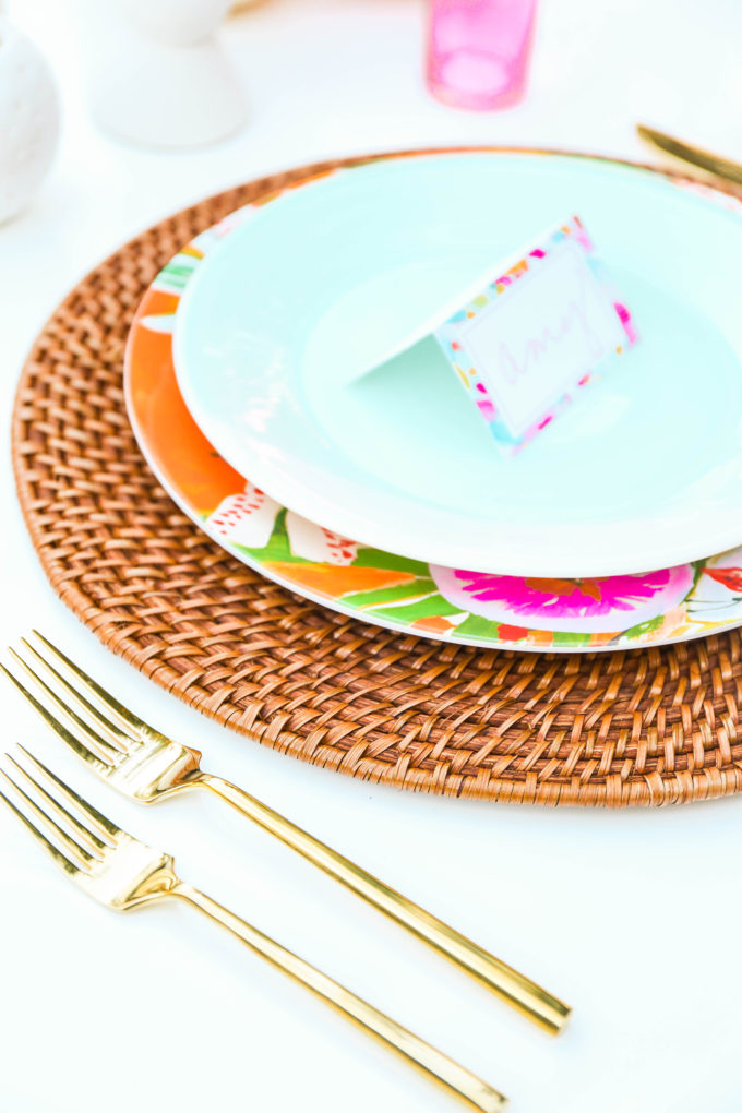 #ProperPrintables \\ Painterly Placecards Perfect For Thanksgiving 