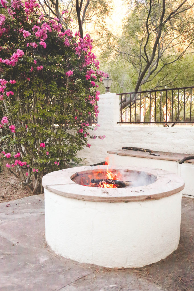 outdoor fire pit 
