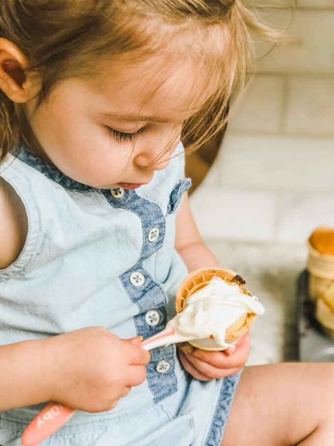 Funfetti Cupcake Cones - frosting cupcakes