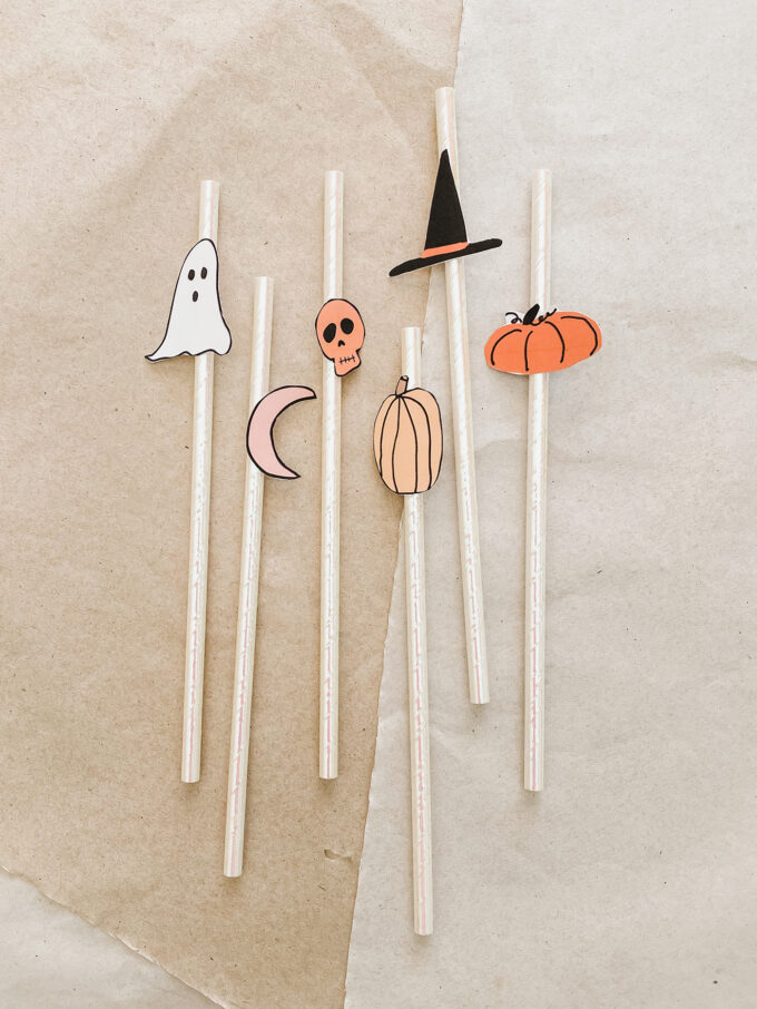 printable spooky straws accessories for halloween on flatlay 