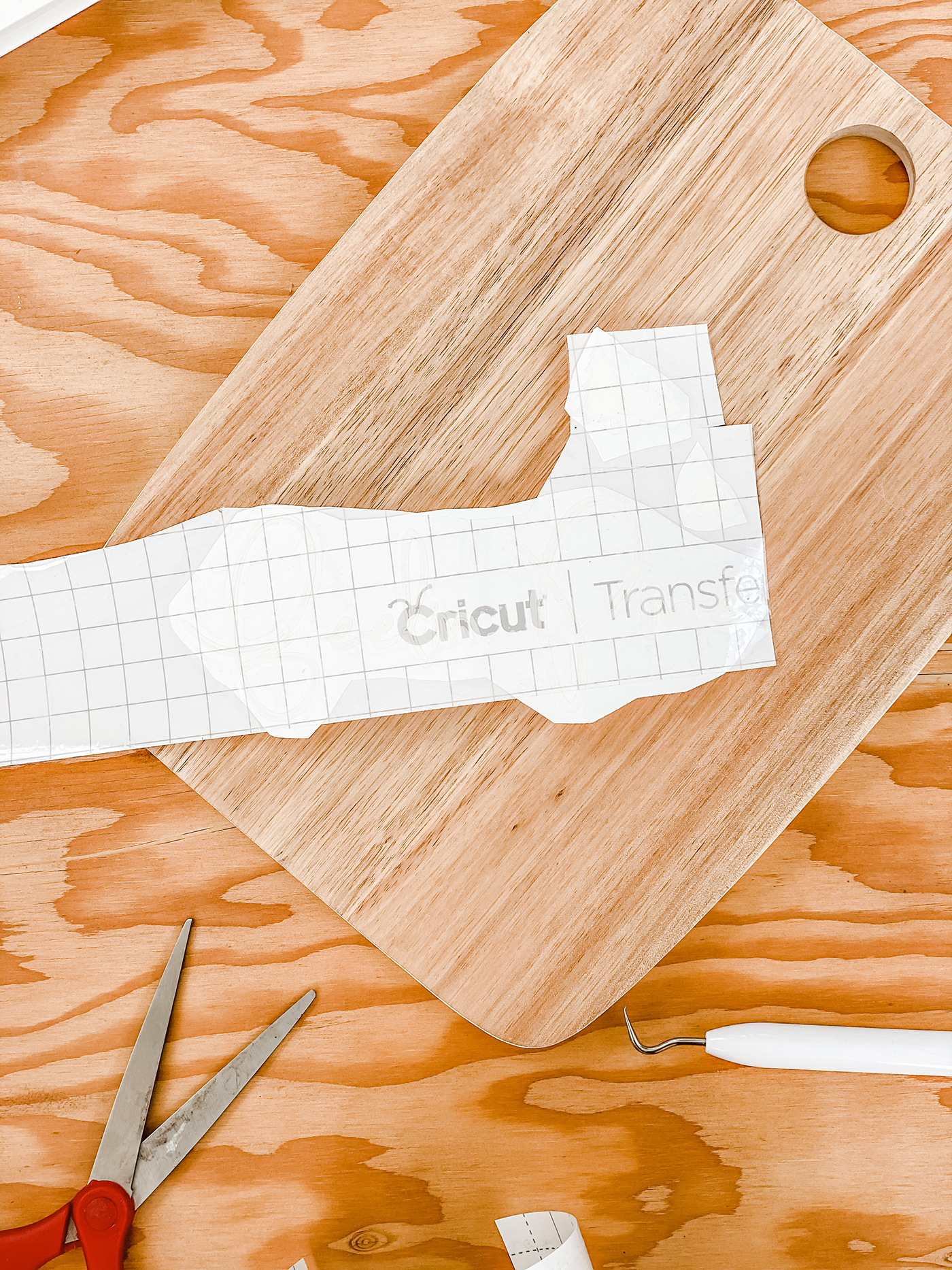 DIY Fall Cutting Board with a Cricut