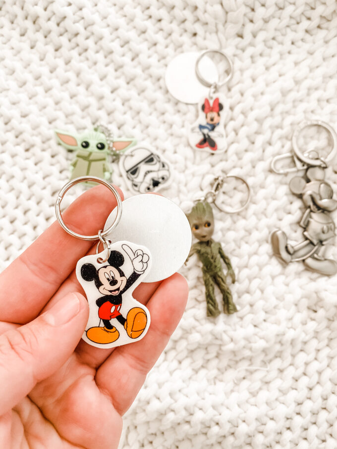 DIY Shrinky Dink Keychains 